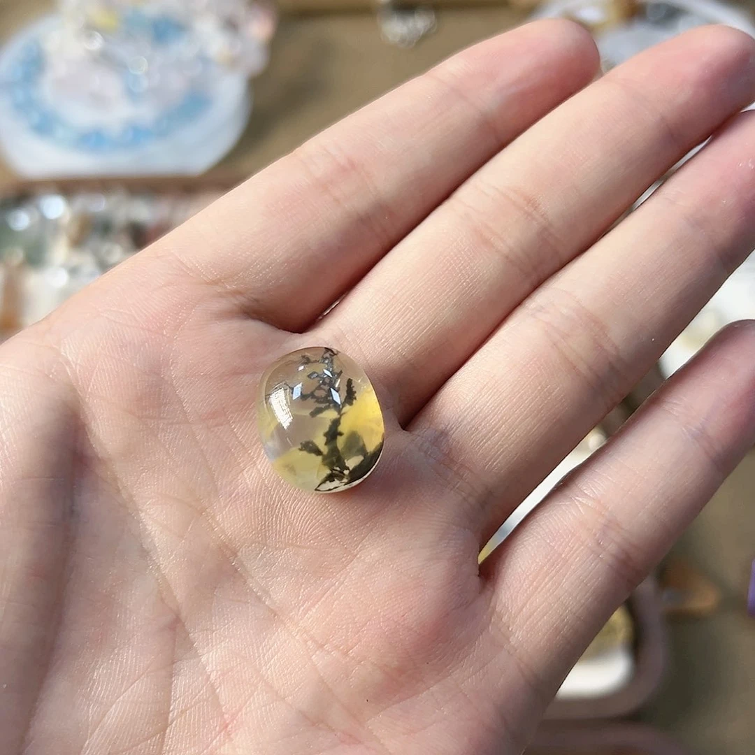 水晶手链未镶嵌香****?小树蛋面定制总计一个