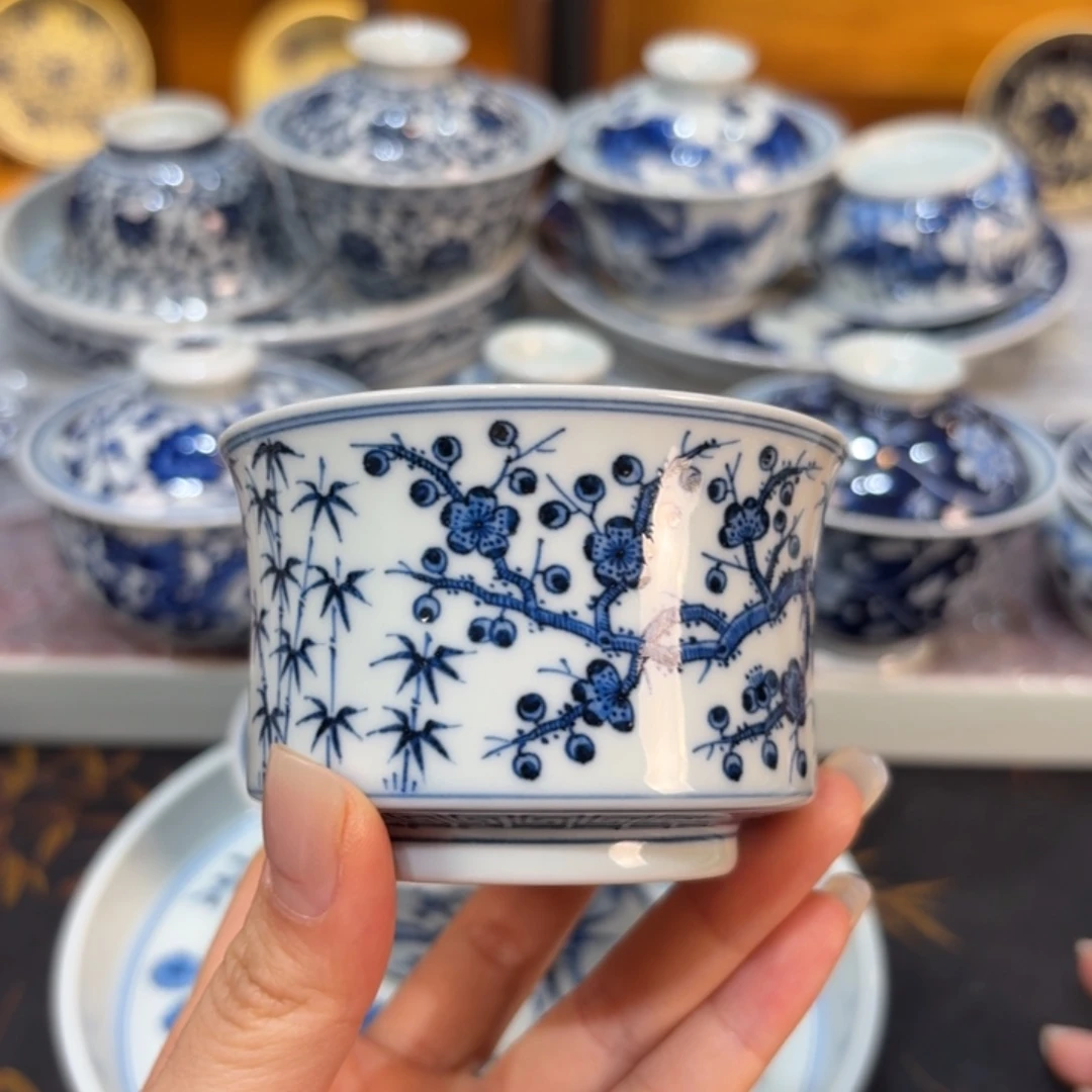 杯子…………………………………………