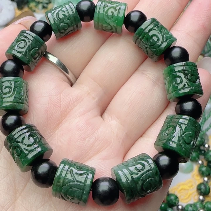 翡翠未镶嵌颈饰天然A货668