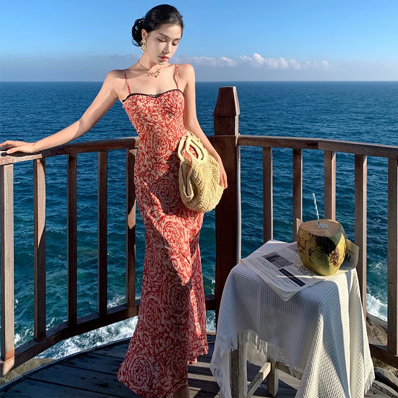 蕾丝撞色碎花吊带长款连衣裙女夏修身显瘦