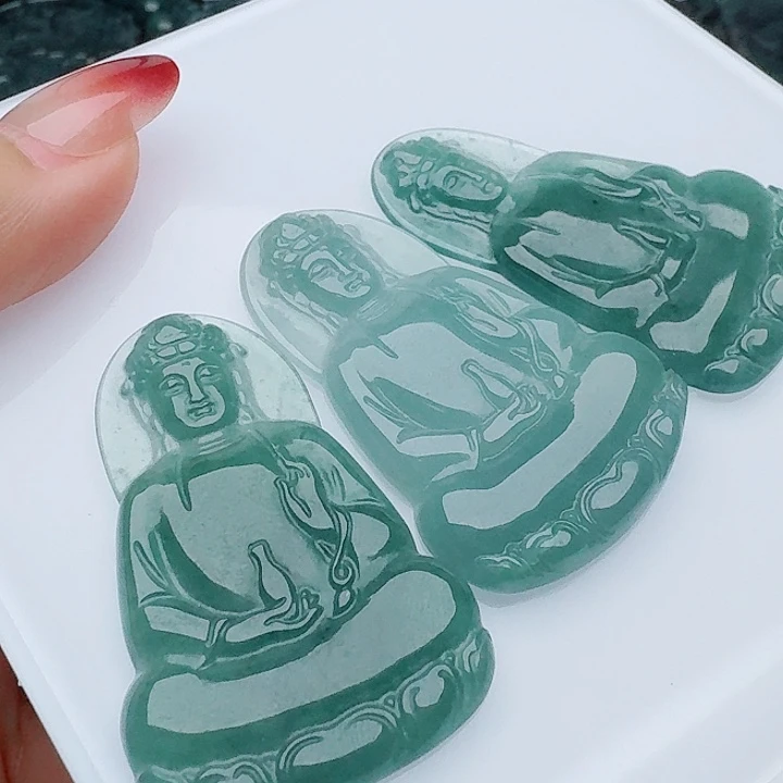 颈饰未镶嵌翡翠天然的A货翡翠多样性发其一