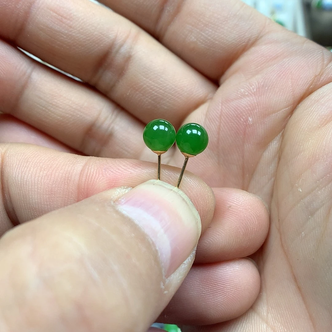 和田玉耳饰18K金镶嵌6mm