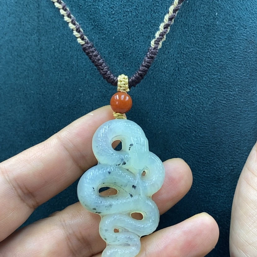 【闪购商品】未镶嵌蛇纹石玉吊坠