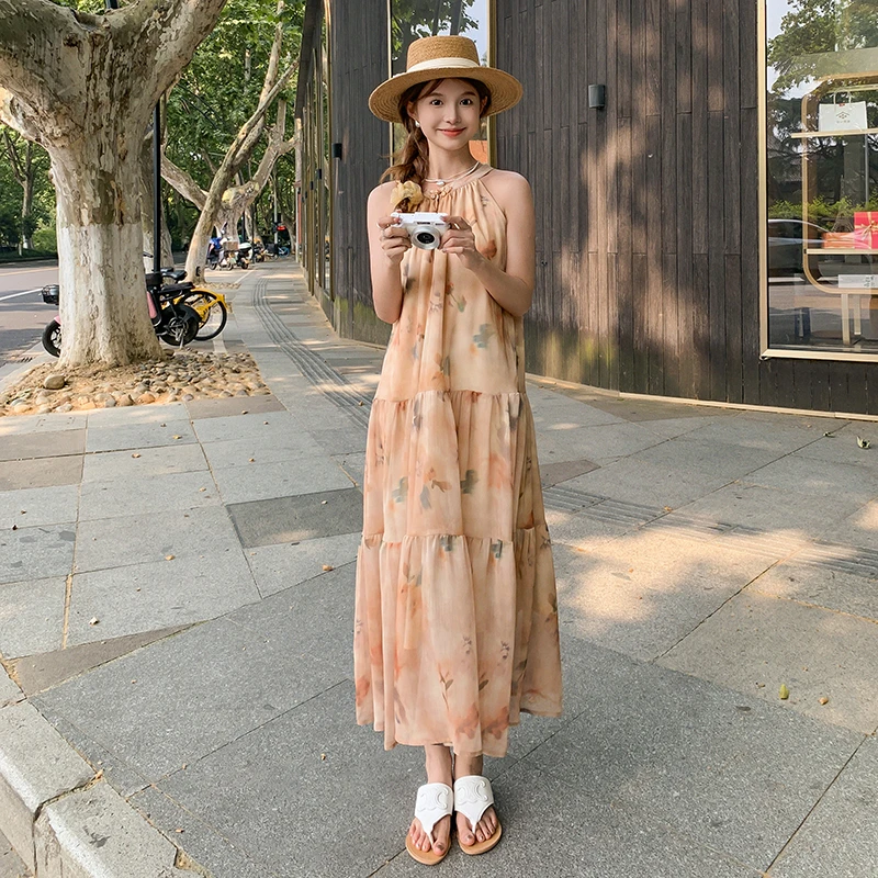 新款春夏季女装女士精品显瘦微胖百搭设计师款连衣裙通用碎花气质