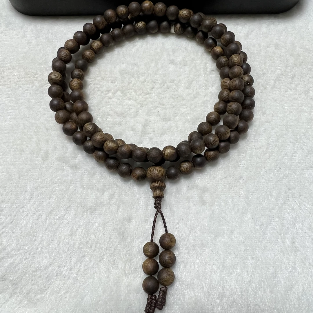 【中国好沉香】棋楠张勺子06-13克沉水浮老料圆珠多圈多样性发一条