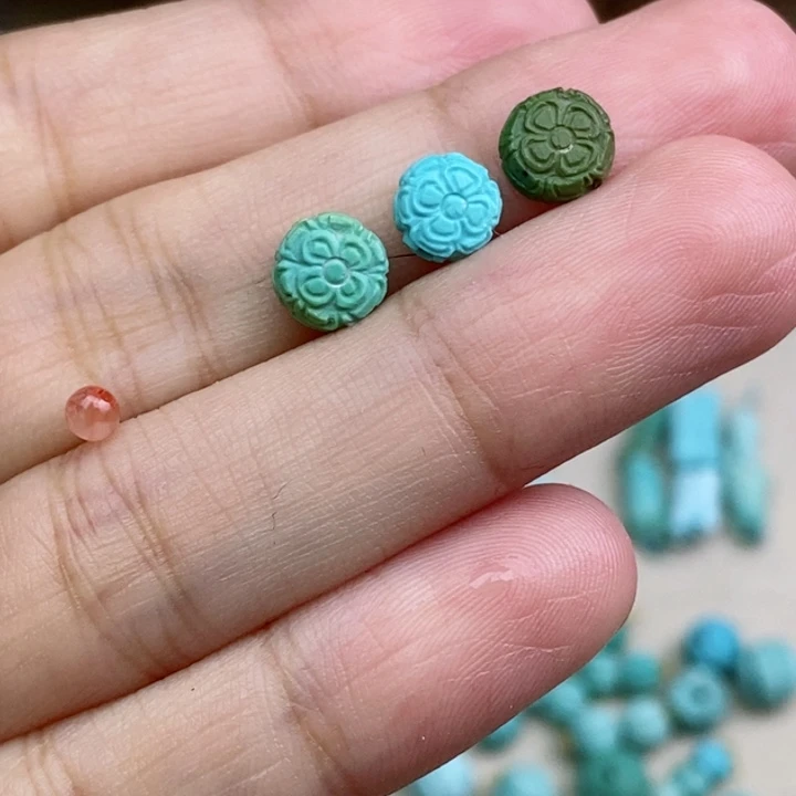 南红玛瑙未镶嵌珠宝奇石