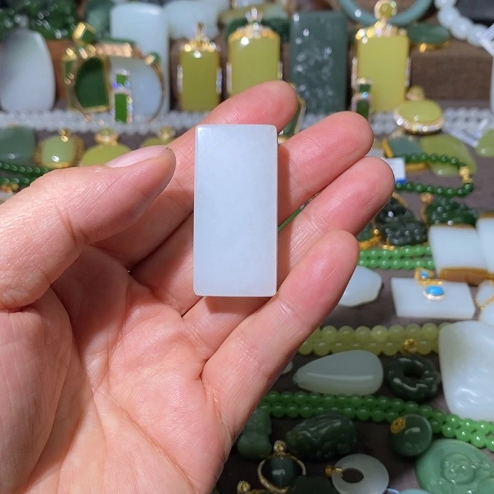 和田玉（白玉）未镶嵌颈饰