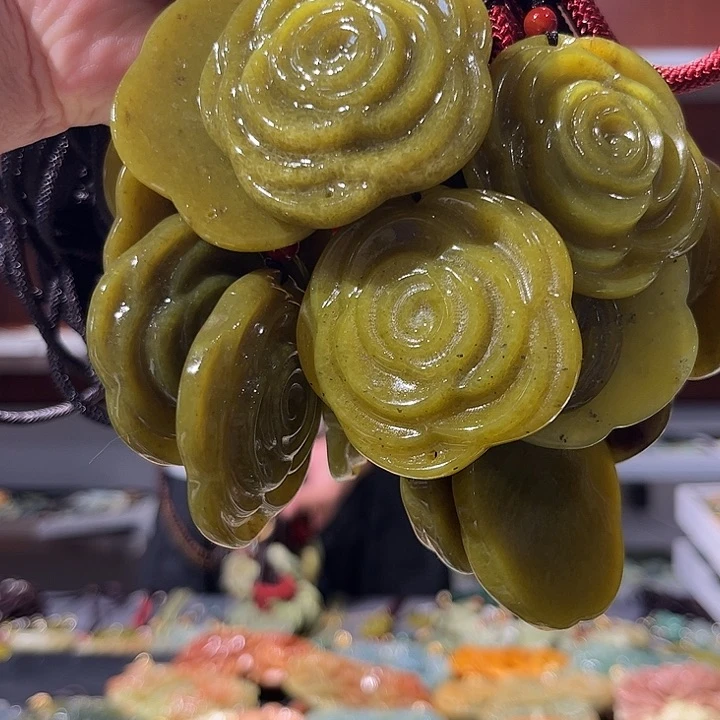 蛇纹石玉未镶嵌毛衣链