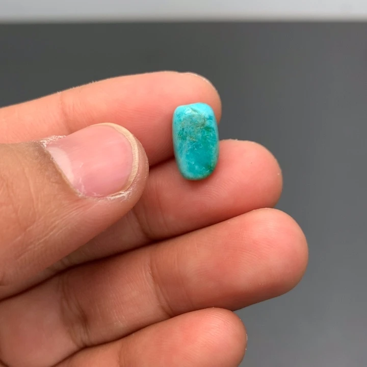 绿松石颈饰未镶嵌