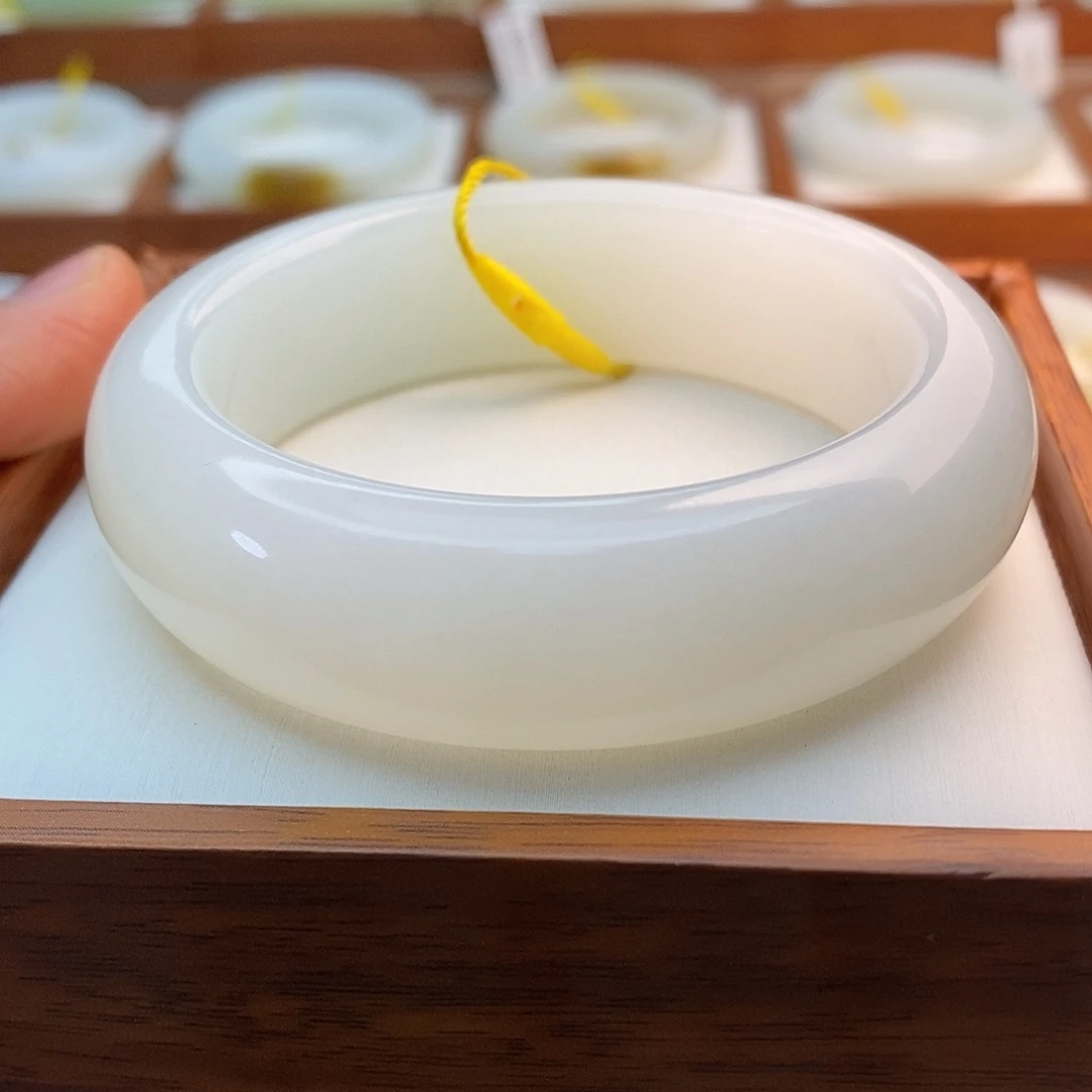 和田玉（白玉）未镶嵌手链