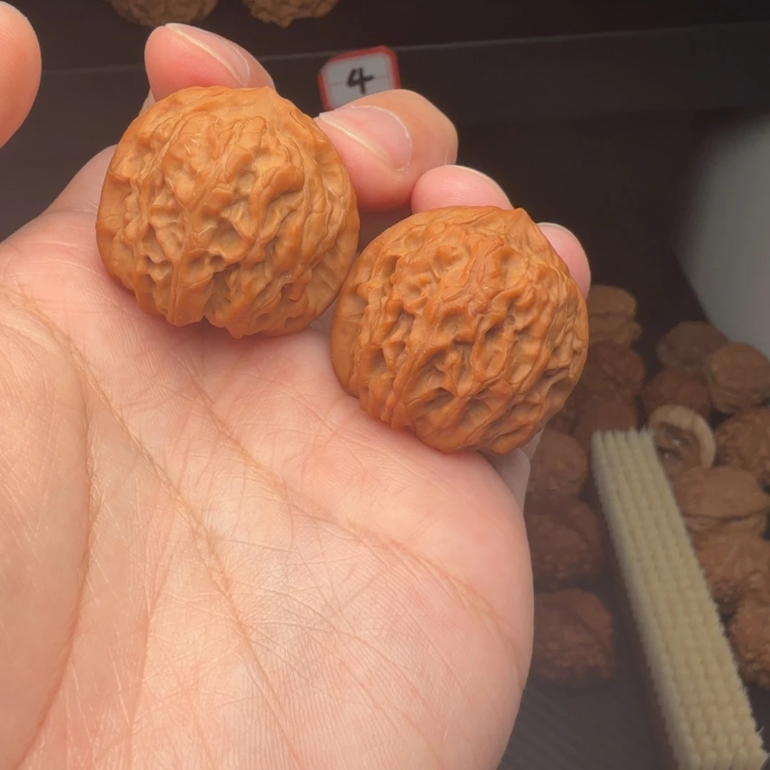 文玩核桃吊坠龙胆边33