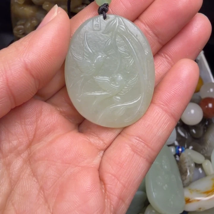 和田玉未镶嵌珠宝奇石