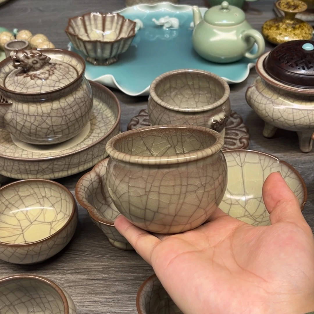 陈卫星 传世哥窑 缸杯