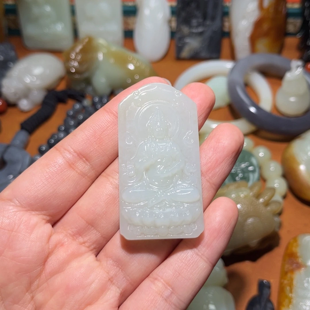 未镶嵌和田玉挂件