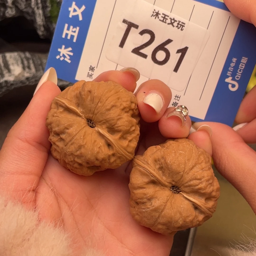 独***狼把件文玩核桃3838古蟾