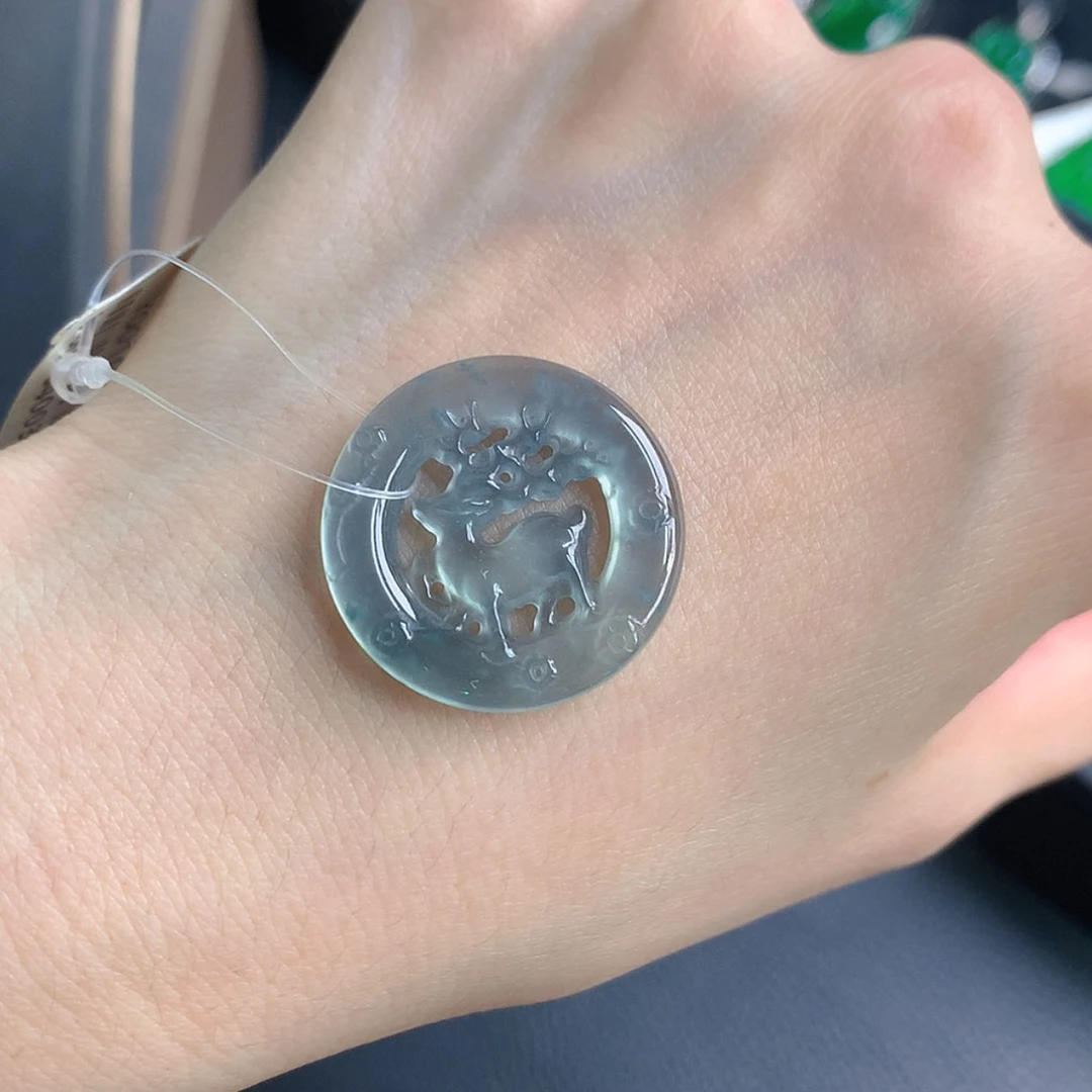 【闪购商品】翡翠未镶嵌吊坠(不含链)