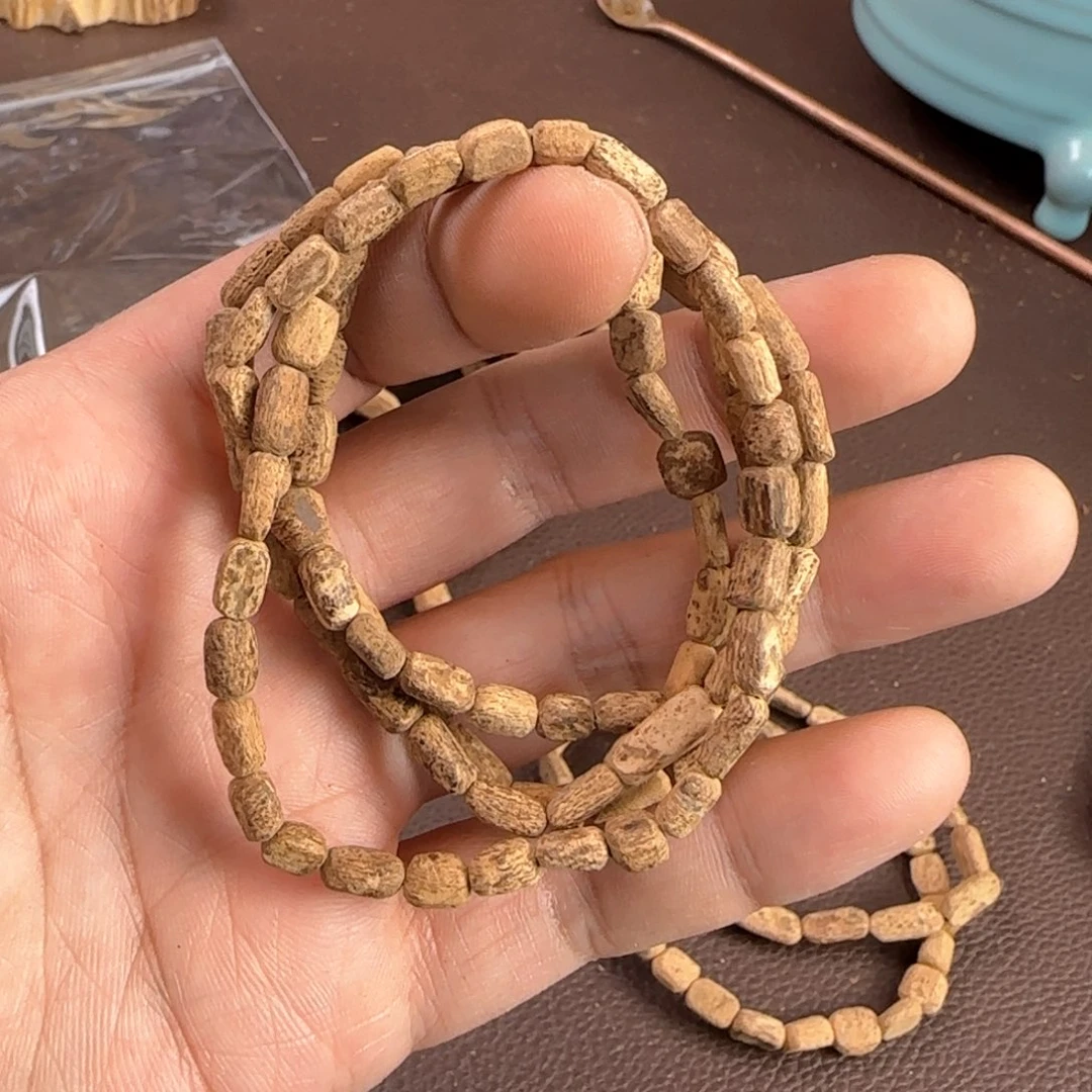 沉香手串吉****意斯里兰卡土沉皮料5克