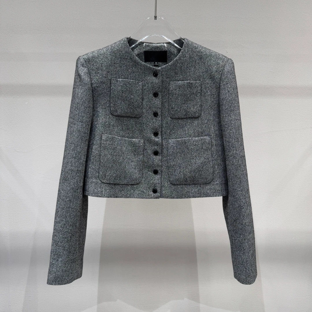 艾家2025春新款气质百搭时尚轻奢小香风显瘦设计感短外套1047