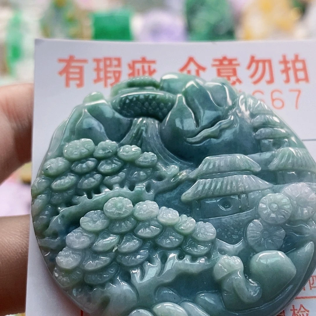 吊坠(不含链)未镶嵌翡翠