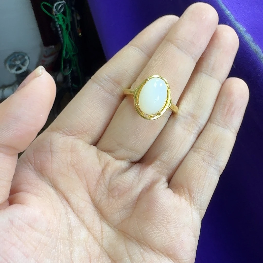 A***g和田玉未镶嵌戒指