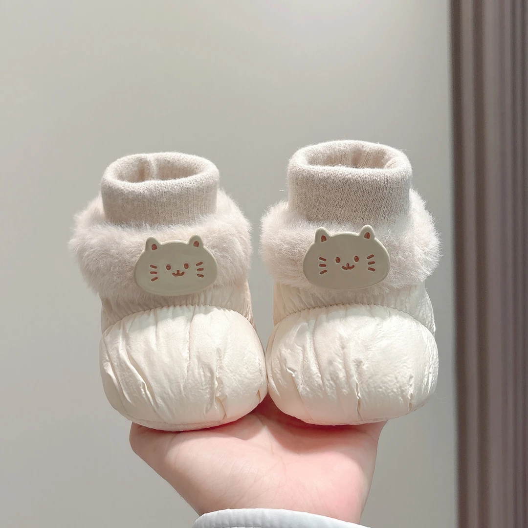 婴儿鞋套春秋软底男女宝宝鞋袜新生儿袜子鞋0-1岁冬季3防掉7个月8