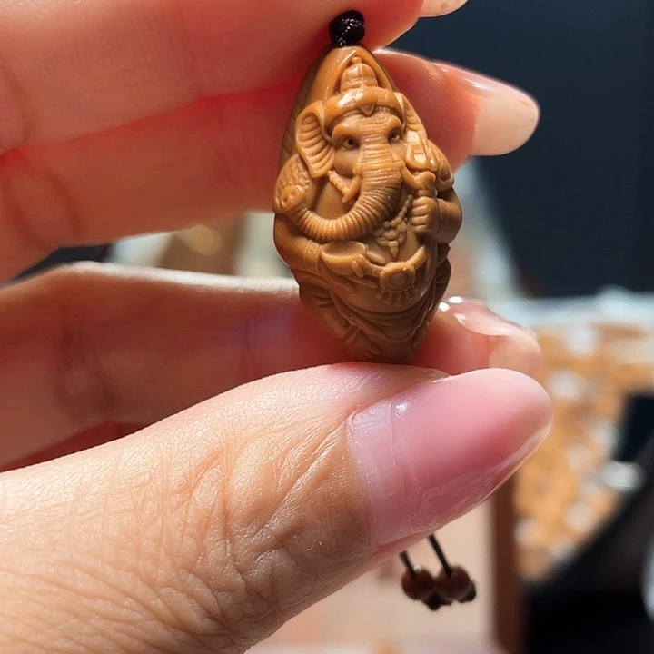 橄榄核吊坠橄榄核