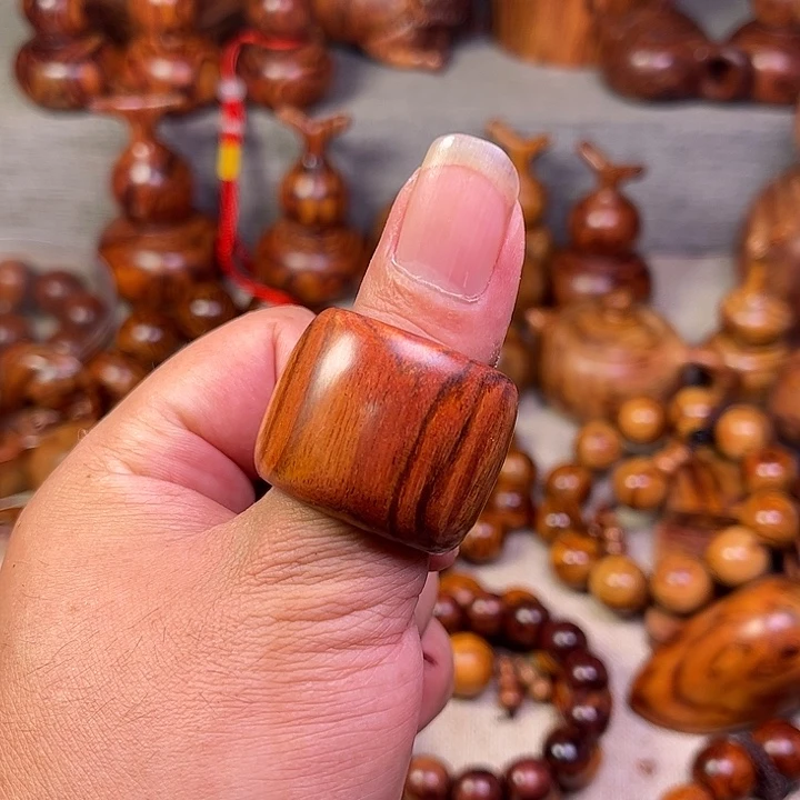 黄花梨/降香黄檀海南黄花梨油梨工艺品