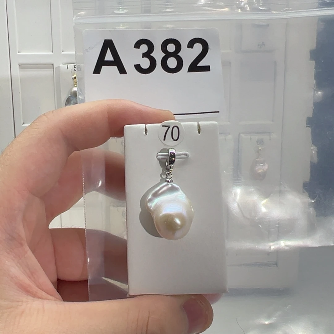 颈饰合金淡水珍珠