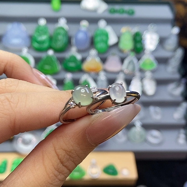 翡翠银S925镶嵌颈饰蛋面戒指