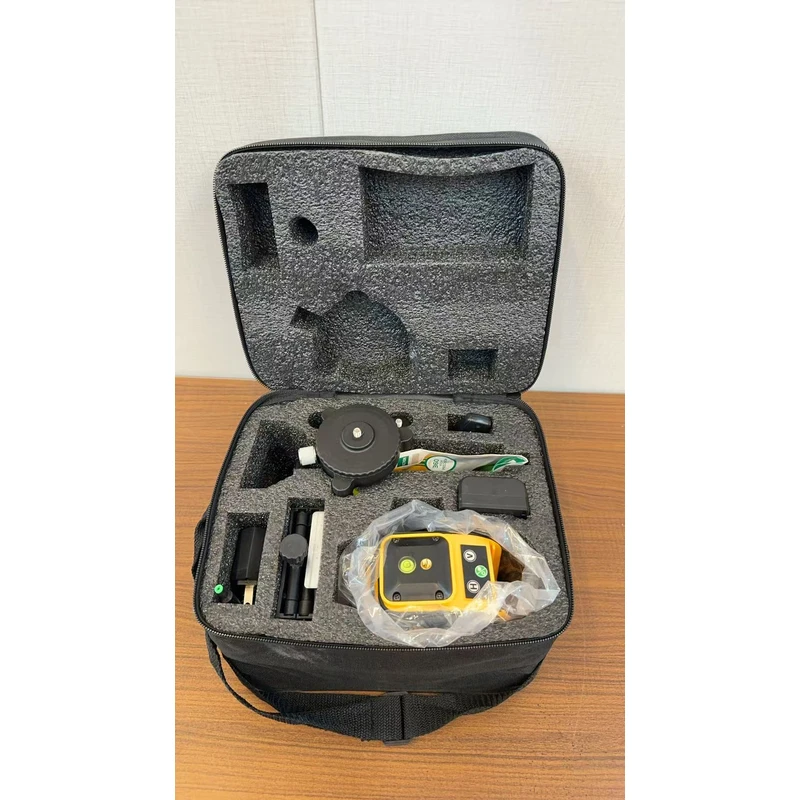 【Z】12线水平仪 两电一充家用款多功能测量工具便携式