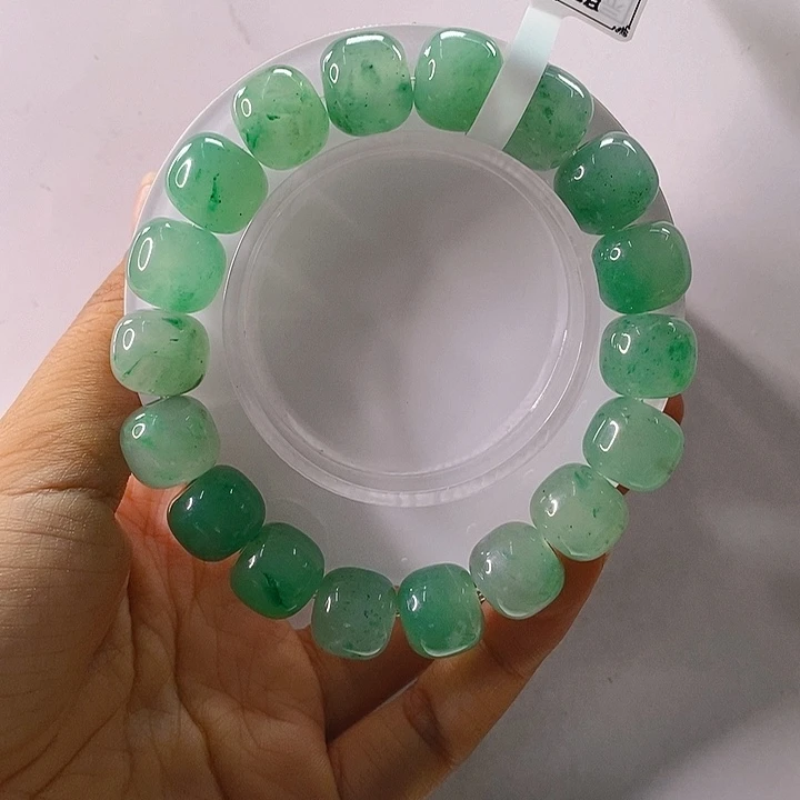 石英质玉手串未镶嵌