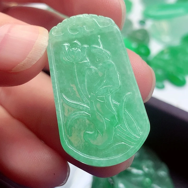 翡翠未镶嵌吊坠(不含链)花开富贵