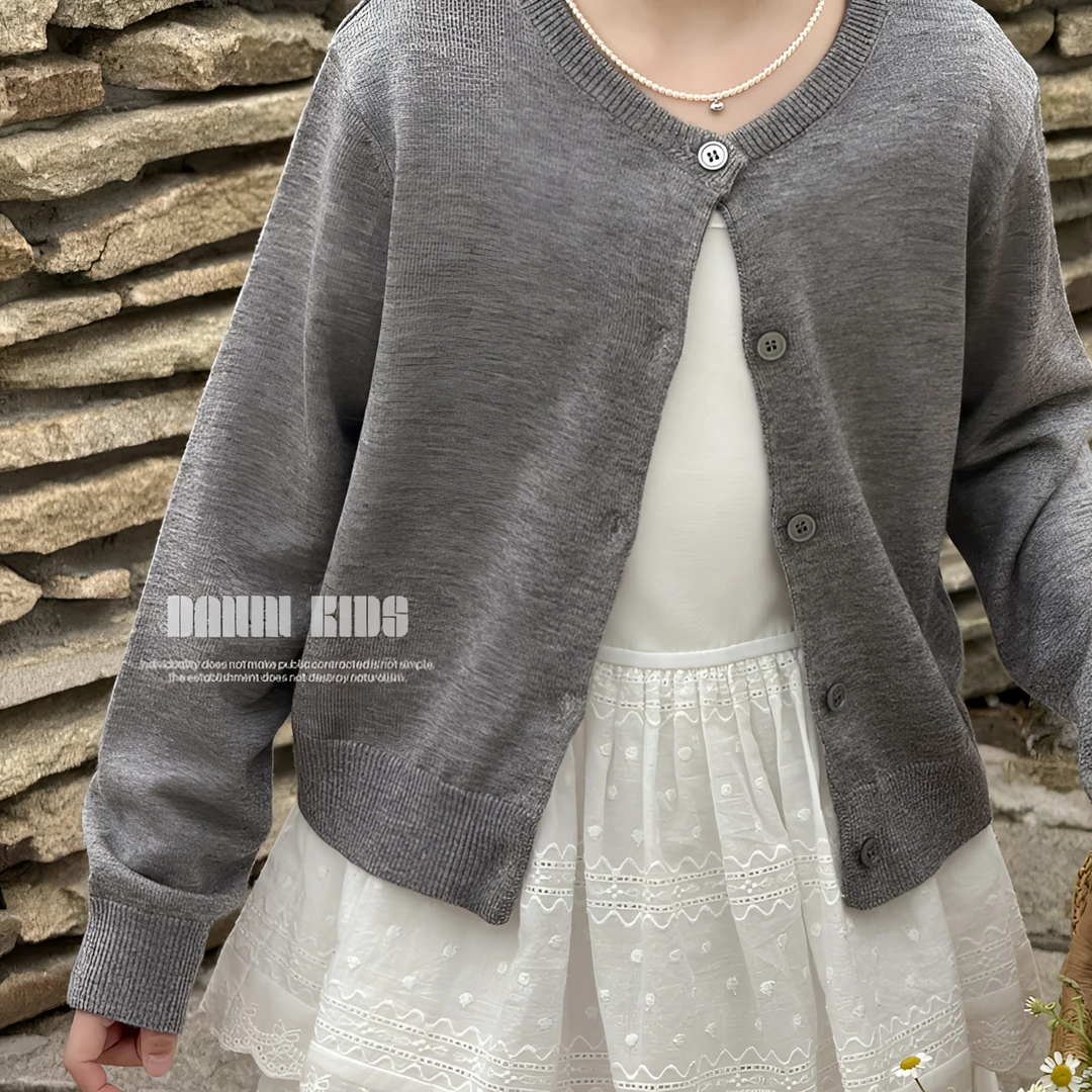 【嗒囜】女童25春季时尚纯色长袖针织衫儿童休闲百搭单排扣针织外