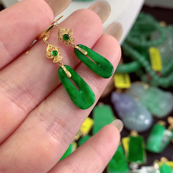翡翠18K金镶嵌吊坠(不含链)