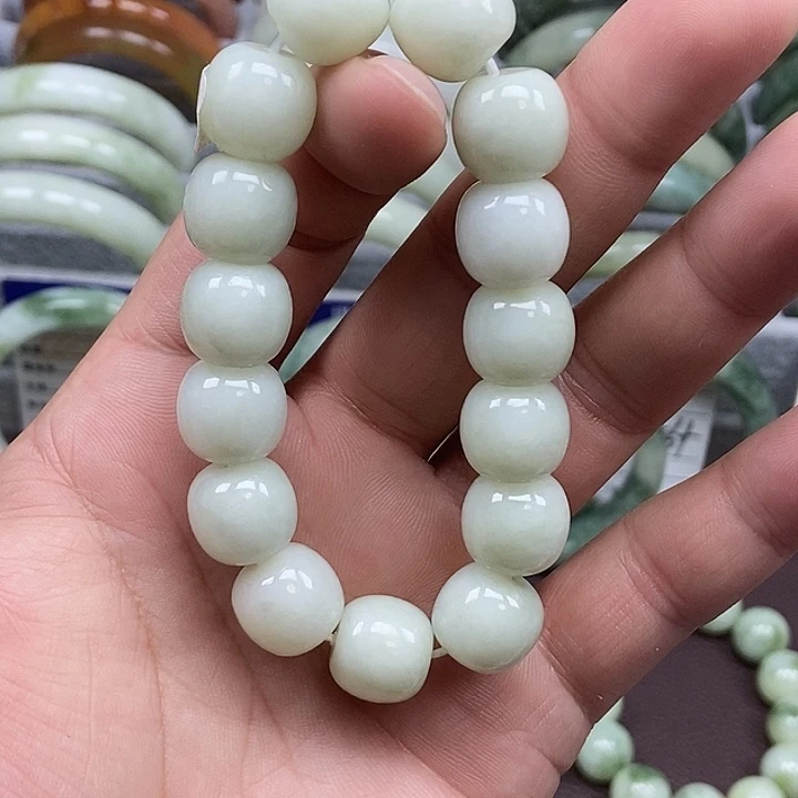 蛇纹石玉未镶嵌手链