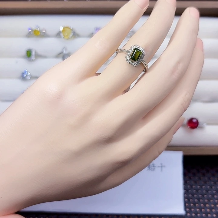 银S925镶嵌戒指透辉石