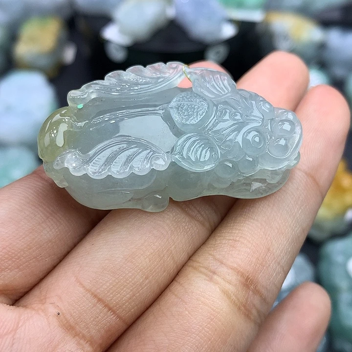 翡翠未镶嵌颈饰天然