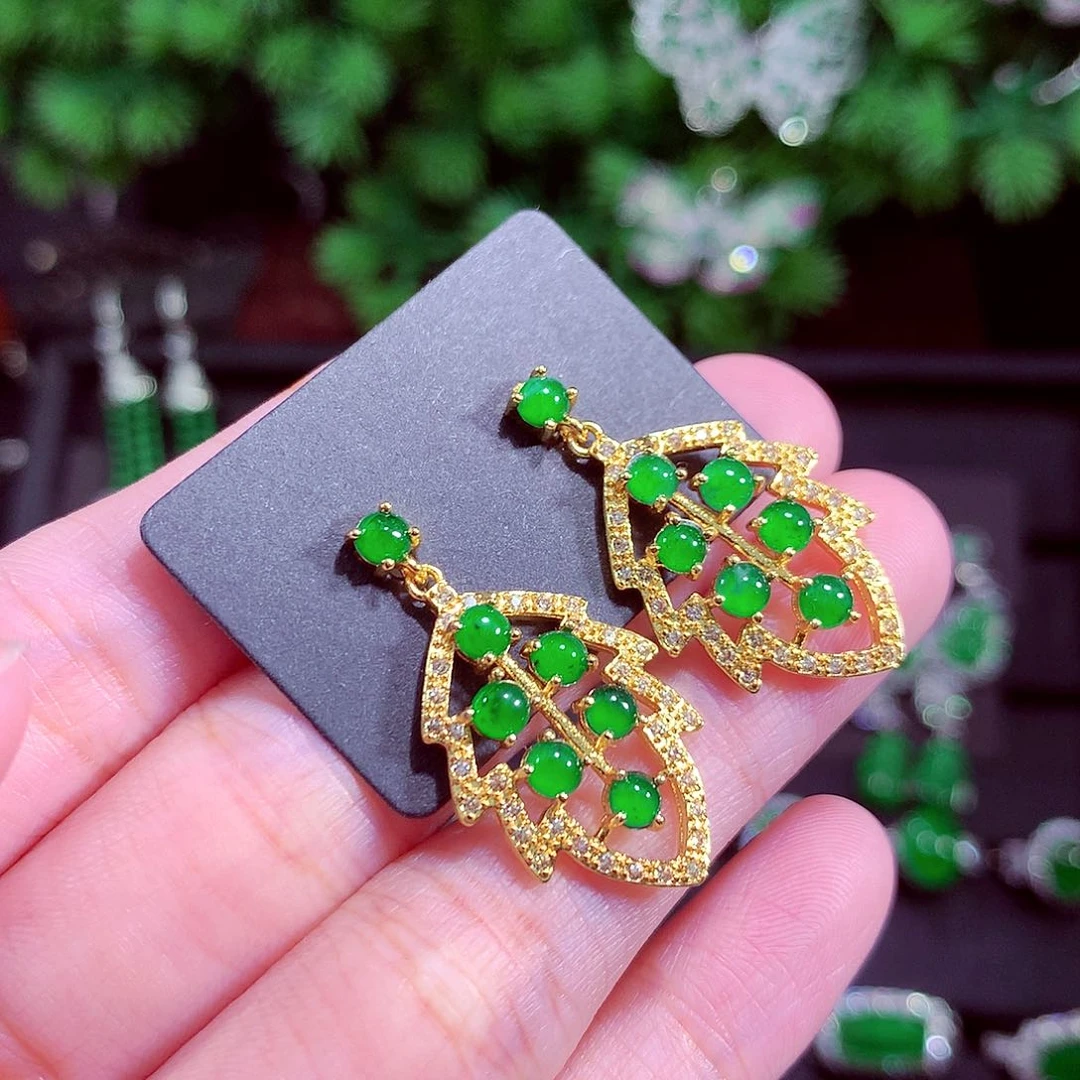 颈饰未镶嵌翡翠天然