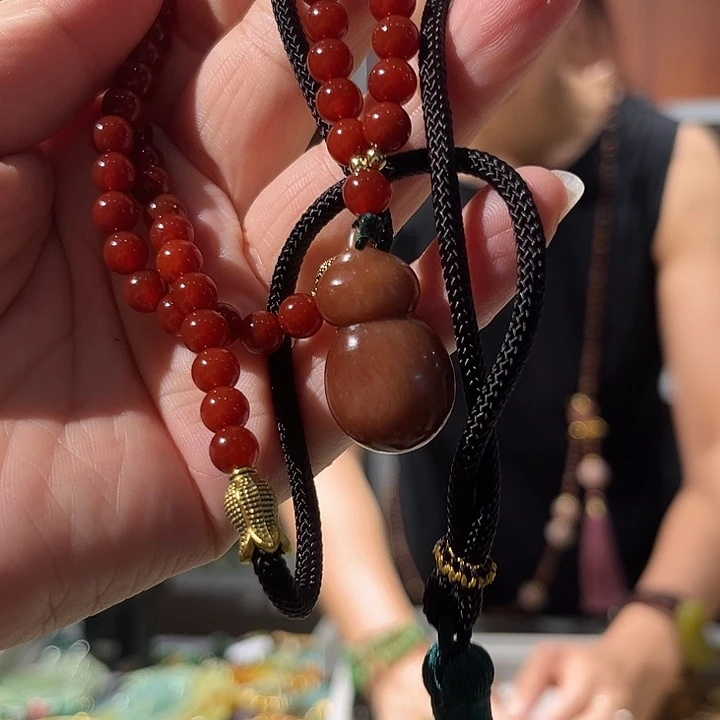 岫玉未镶嵌毛衣链怡**静