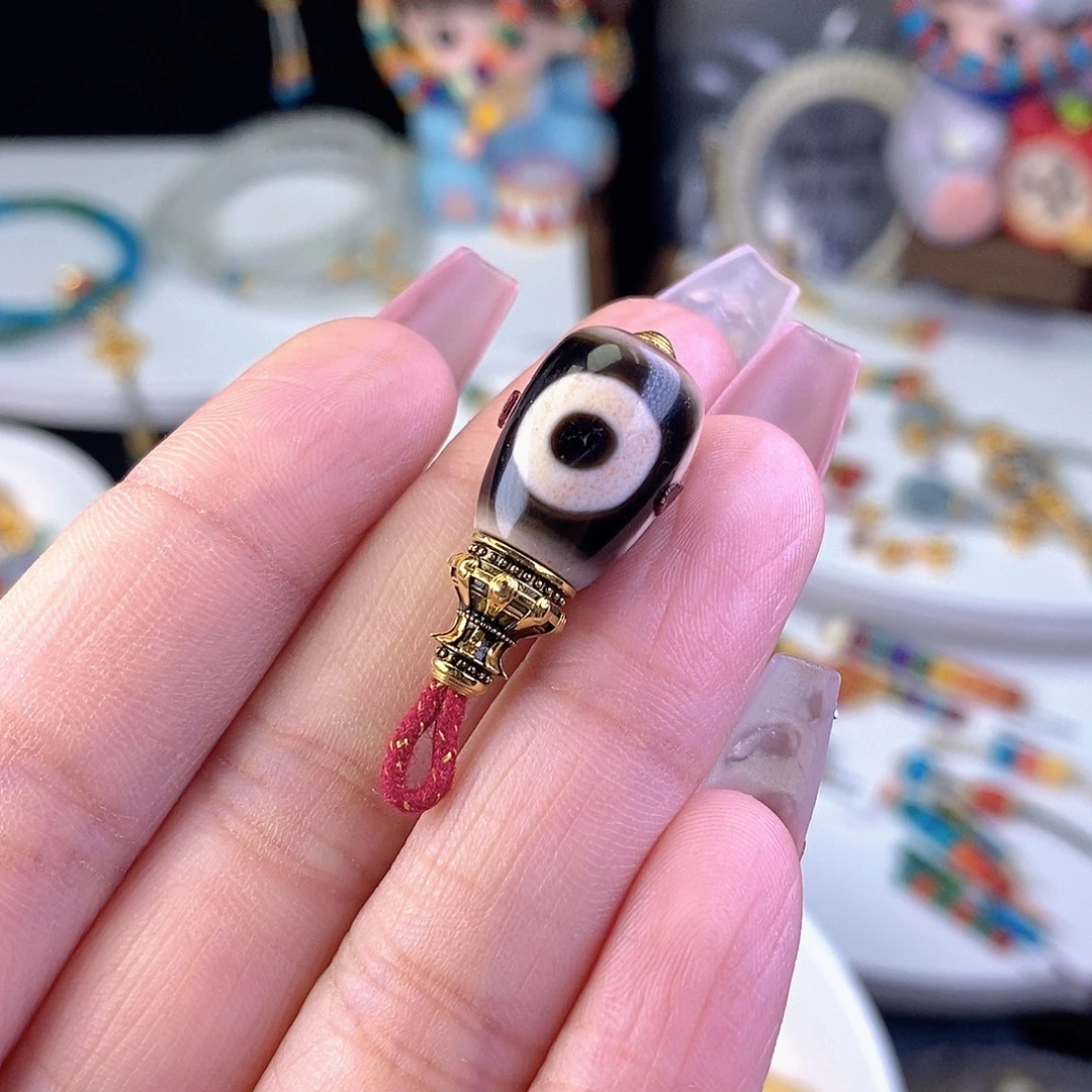 玛瑙/玉髓18K金镶嵌颈饰对孔12