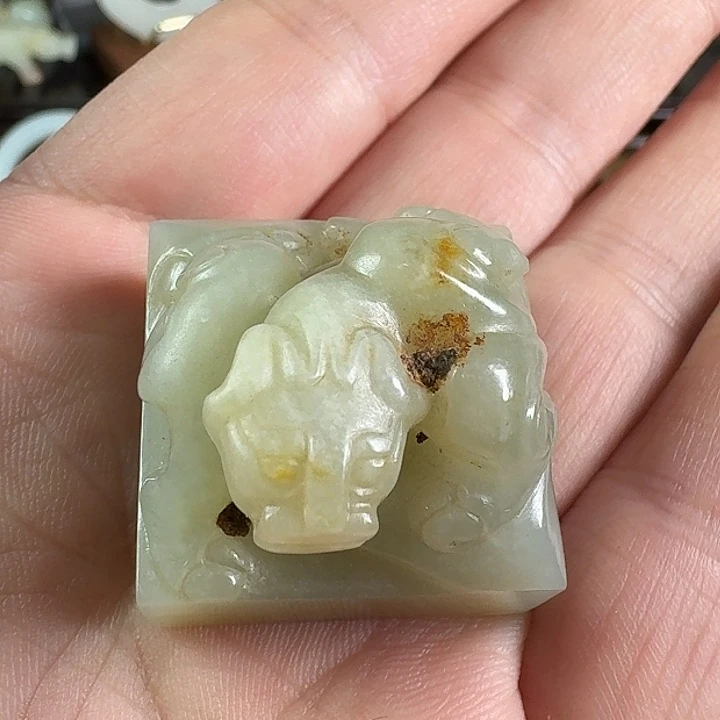 和田玉（糖玉）未镶嵌挂件