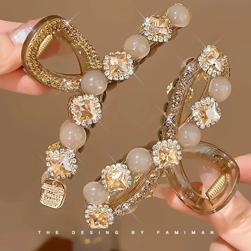 闪钻大号抓夹女高级感轻奢气质后脑勺发夹2025新款盘发鲨鱼夹发饰