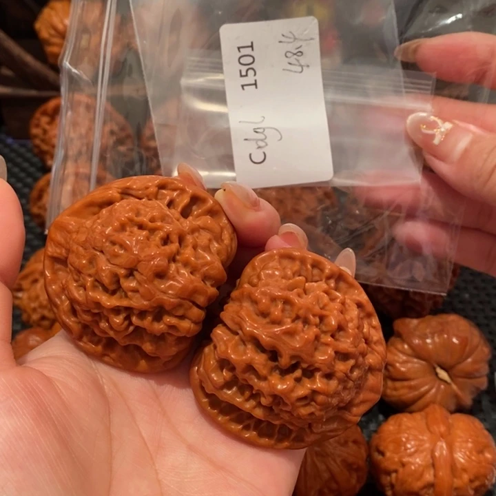 8***0文玩核桃把件精品