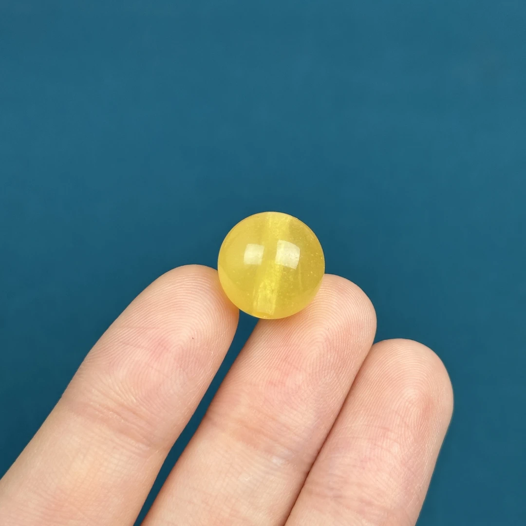 A8074天然原矿蜜蜡 鸡油黄圆珠【微微瑕】13.5mm支持复检假一罚十