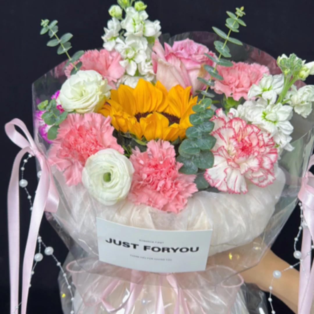 毕业季成人礼奶油小香风花束