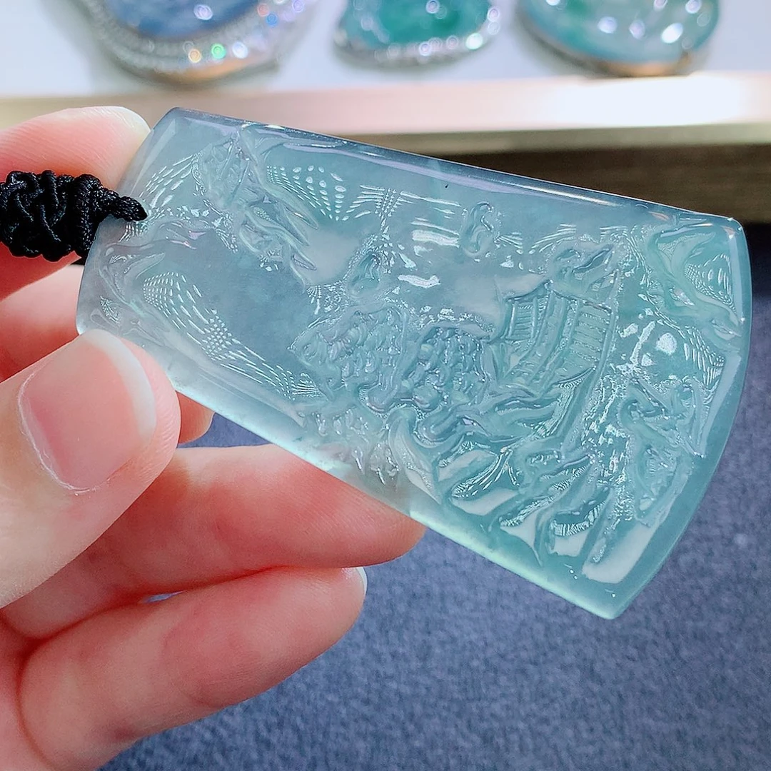 翡翠未镶嵌颈饰翡翠