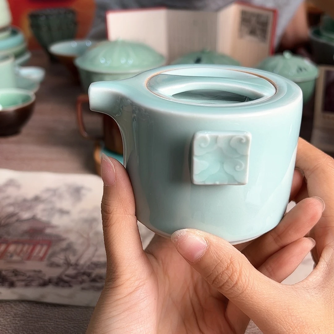 云间青瓷龙泉青瓷