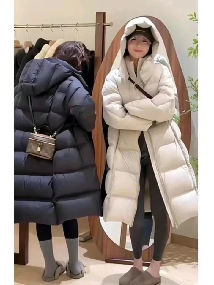 云感4.0泡芙新国标90白鸭绒长款连帽轻奢羽绒服