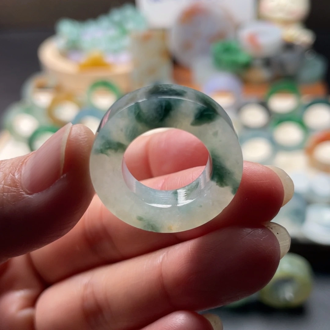 定制翡翠未镶嵌翡翠