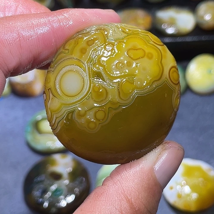 和***】玛瑙/玉髓未镶嵌珠宝奇石